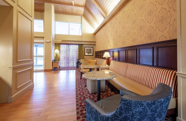 Hampton Inn & Suites Williamsburg-Richmond Rd.