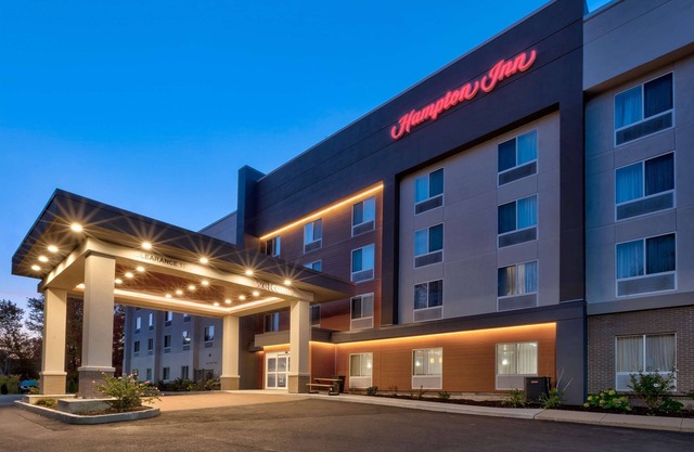 Hampton Inn Waterbury