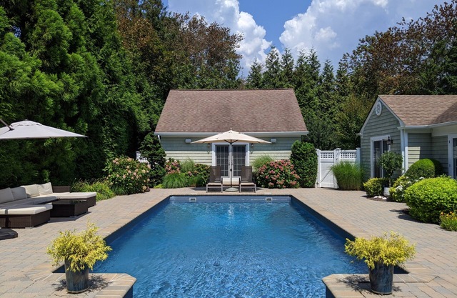 Hamptons Getaway mit Pool, Bucht und Strand
