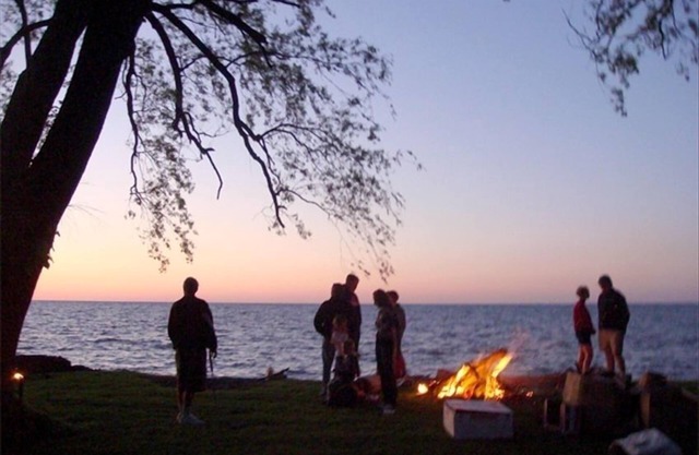 Hamptons Nord - Serene Cottage am schönen Lake Ontario