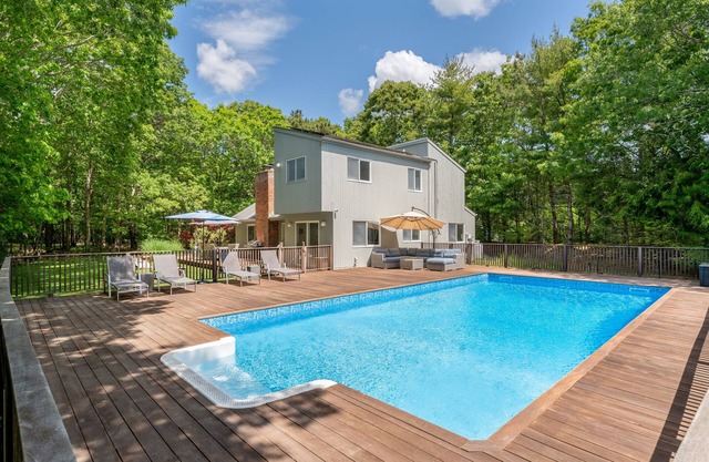Hamptons Retreat mit Pool & Tennis - 90 Minuten von NYC
