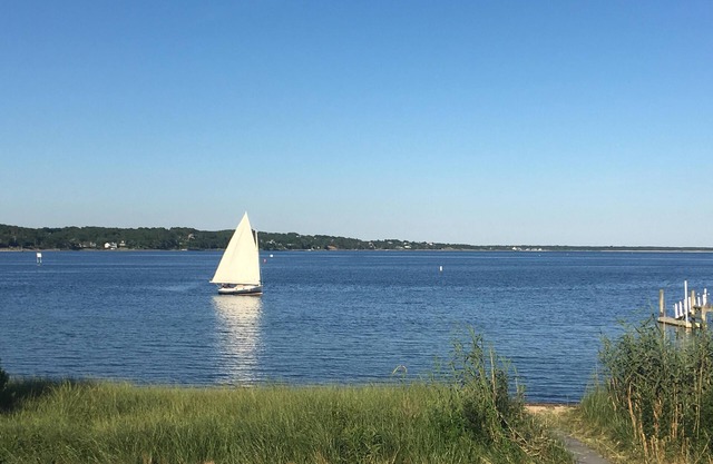 Hamptons Waterfront - Großartige Lage!