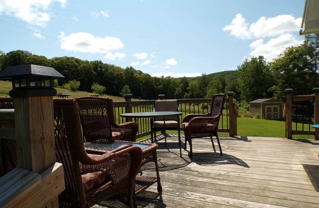 Hand Hollow Haven - A Home Away From Home