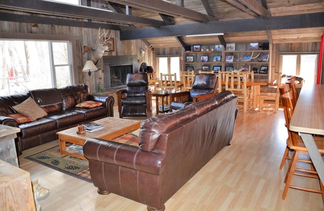 Hanging Bull Lodge