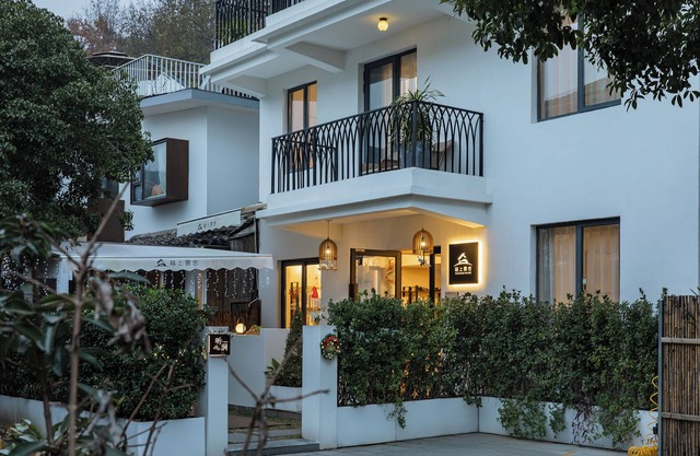 Hangzhou West Lake Yueshang Yunshe Boutique Homestay