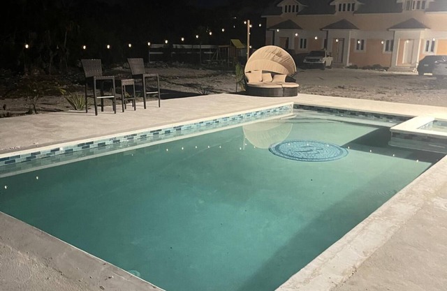Hapiness Falls at Gippy's Ranch Nassau, Bahamas. 2 Bed 2.5 Bath Condo