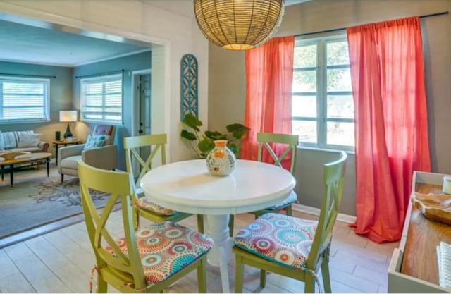Happy Days at Two Oaks Entire Home Minutes From Beautiful Lake Hollingsworth