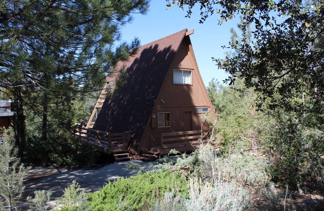 Happy Quail A Frame cabin