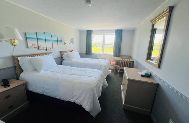 Harbor Landing Resort