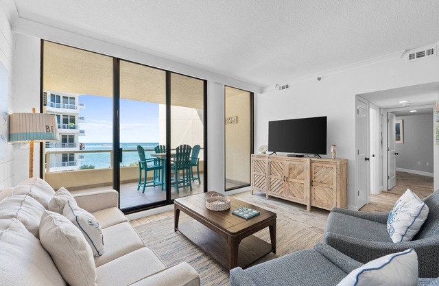 Harborview Hideaway Meet Beachy Bliss - The Tipsea Turtle