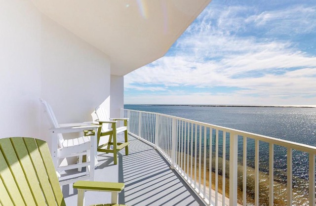 Harbour Pointe 703
