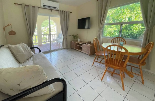 Harbourview Apartments Apt 2, Harbourview Apartments Apt 2
