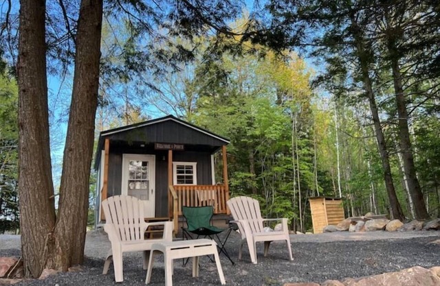 Harrisville Love Shack