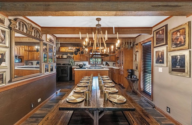 HARRY POTTER THEMED COTTAGE
