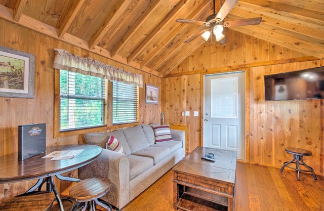 Hassle-Free Escape Unit 5, Boating and Fishing
