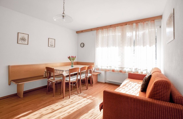 Haus Aue - Ferienwohnung 1 mit Balkon, Bergblick & WLAN
