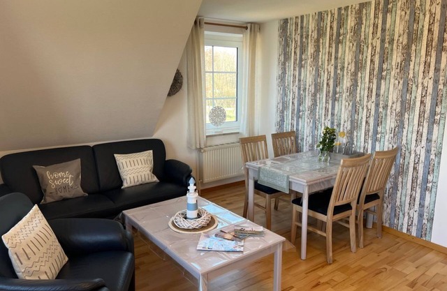 Haus Eiderstedt - Ferienwohnung 2 Silbermöwe OG - Ferienhof Rickerts