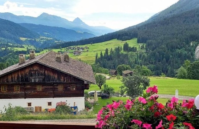 Haus Stabentheiner: Double room with mountain view
