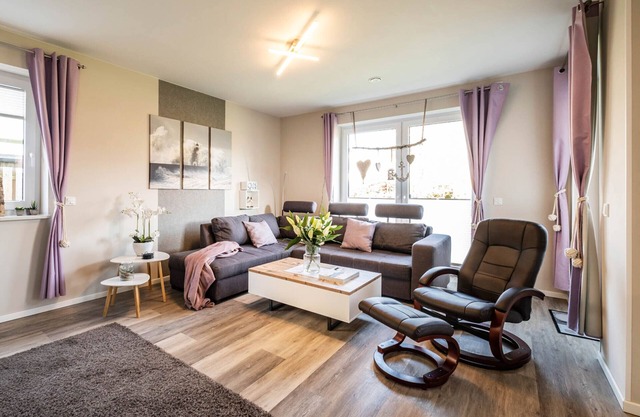 Haus Strandläufer- Ferienwohnung für 4 Personen am Nordseedeich