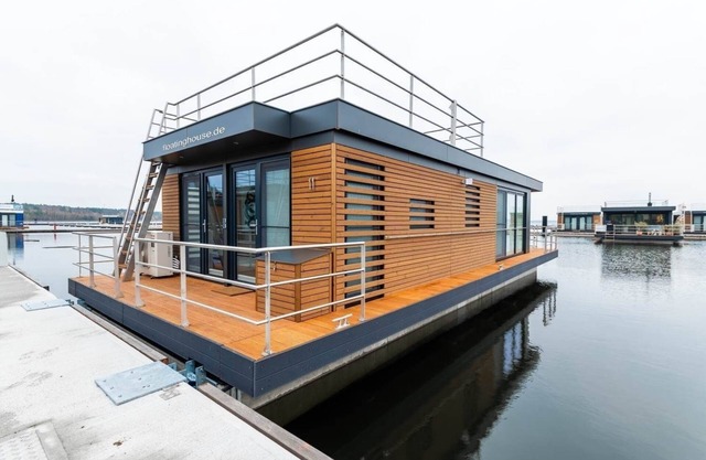Hausboot für 6 Gäste mit 45m² in Klitten (248140)
