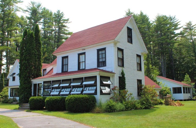 Haven Apartment-Private Beach-Pets Welcome - Round Table Lodge, Sebago, Maine