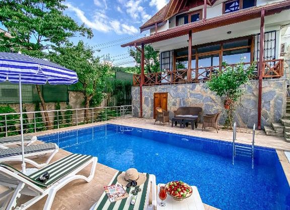 Havuzlu Mustakil Lüx Villa Doğa SAPANCA 150 MT2