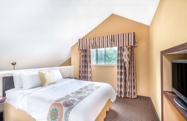 Hawthorn Extended Stay by Wyndham Dayton