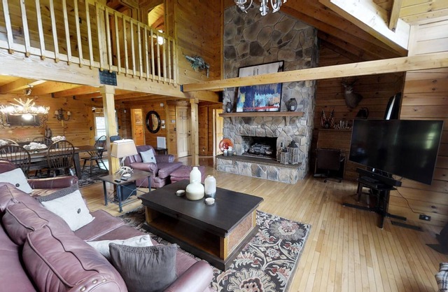 Hawthorne Valley #30 - Luxurious Privacy for large groups! by RedAwning