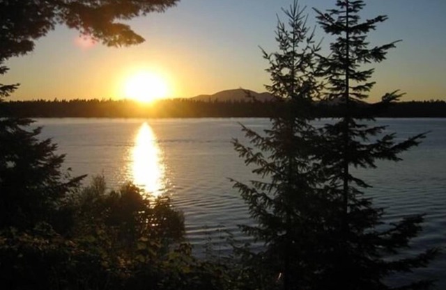 Hayden Lake Summer Home / Privates Dock / Spektakuläre Sonnenuntergänge