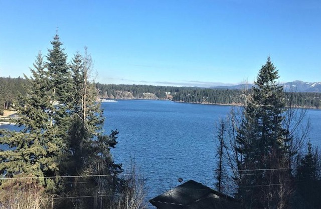 Hayden Lake Views - Sleeps 6