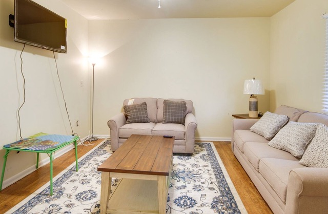 Hazlehurst Vacation Rental - 40 Mi to Jackson!