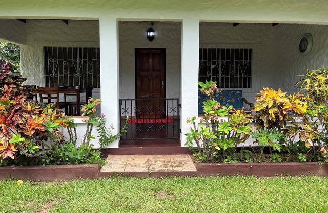 Flat#2, Turtle Bay
