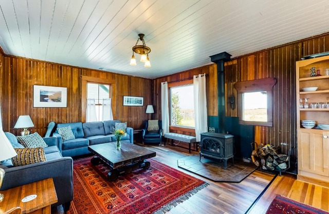 Headlands View Home & Cottage