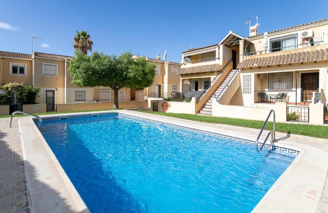 Heads 2 Holiday Homes Apartment