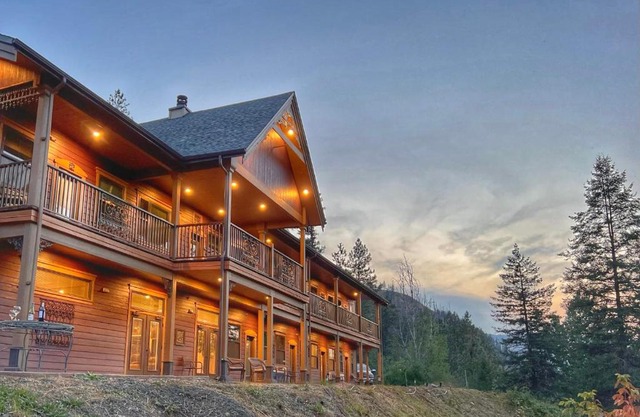 Hearthstone Elegant Lodge