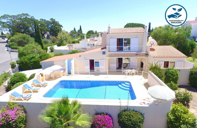 Heatable pool & BBQ retreat in Carvoeiro