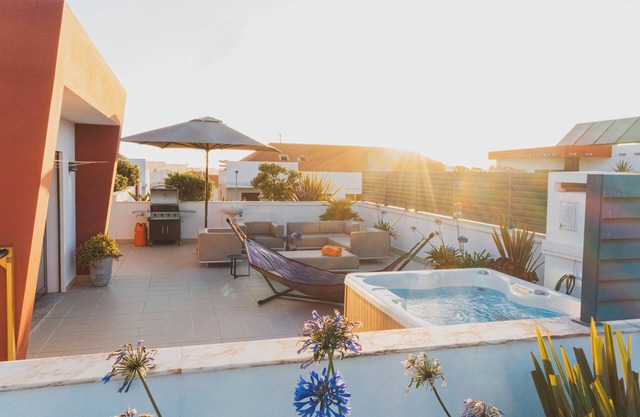 BICA 2 | Penthouse mit 3 Schlafzimmern und Whirlpool