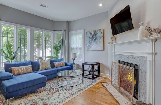 Brand New Listing! Heated Pool Access! Main House 2 blocks from Forsyth Park!