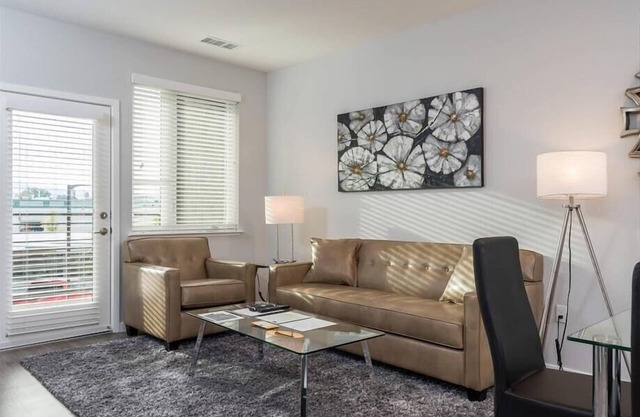 Heated Pool | Free Parking Available | Redwood City Downtown