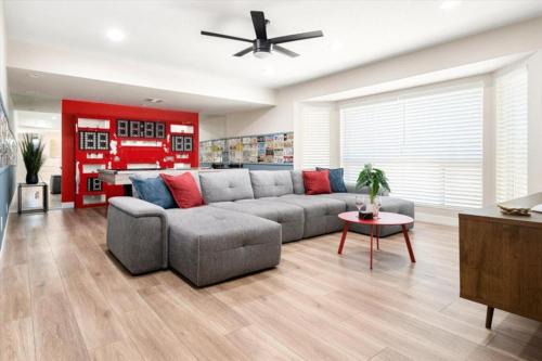 Heated Pool, Spa,Arcade Games,Pool Table,Ping-Pong