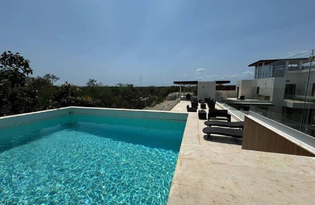 HEAVENLY MAYAN ESCAPE CHIC 1 BDRM APT 250 MB WiFi IN HEART OF TULUM, PLUNGE POOL