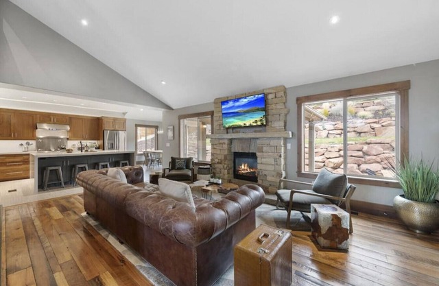 Heber Hideaway: Exquisite Home|New Hot Tub
