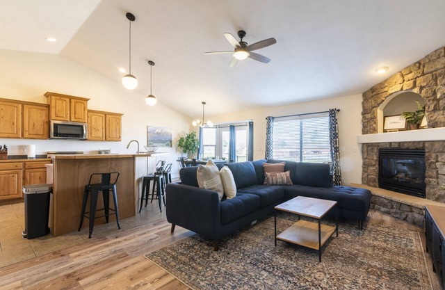Heber House, 20 min to Park City! Close to downtown Heber.