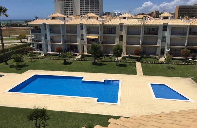 HEC Villa Columbus Apartment, 100 m vom Strand Vilamoura, Meerblick, Pools.
