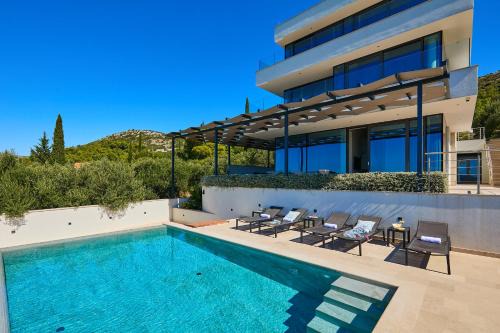 Hedera Estate, Villa Hedera XV