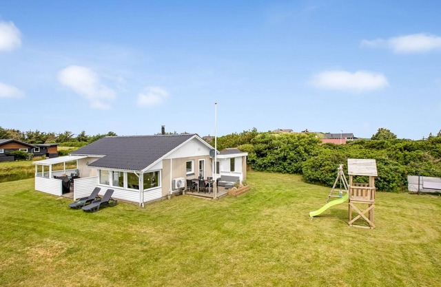 "Hejdi" - 650m from the sea by Interhome