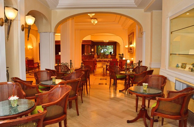 Hellenia Yachting Hotel