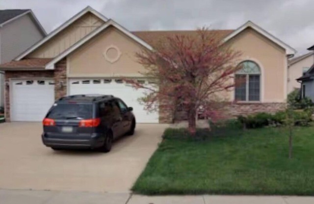 Hello guests, welcome to our ranch house in a quiet neighborhood.