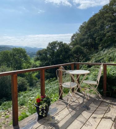 Hendre-Aur Glamping Pod