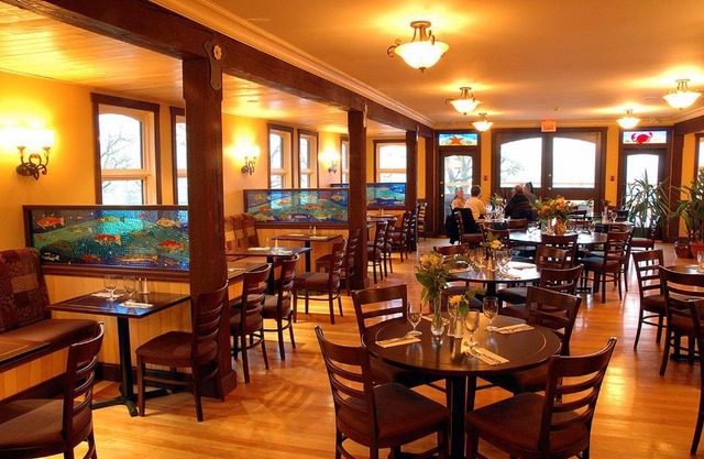 Heriot Bay Inn